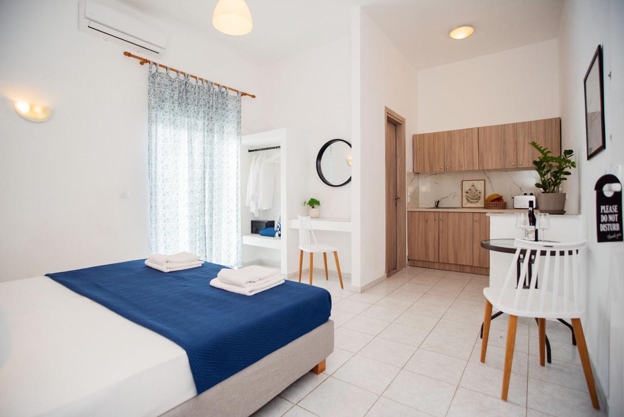 Seaside Suites Kávos Esterno foto